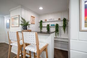 Shoreline Villa