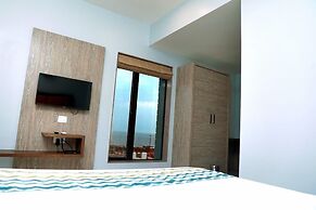 Hotel The Grand Ladhukara