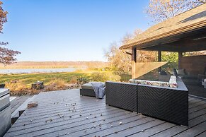 The Lakeview