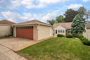 Beard Avenue Bungalow!