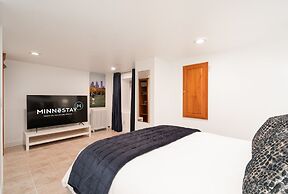 East Harriet Gallery