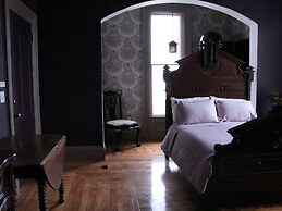 The Wedding Cake House