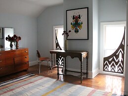 The Wedding Cake House