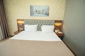 VELMORE HOTEL & SPA