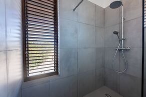 Coral Estate Holidays