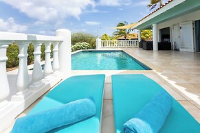 Coral Estate Holidays