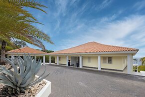 Coral Estate Holidays
