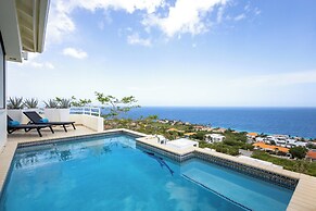 Coral Estate Holidays