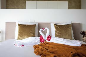 Coral Estate Holidays