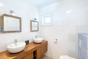 Coral Estate Holidays