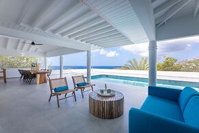 Coral Estate Holidays