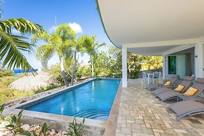 Coral Estate Holidays