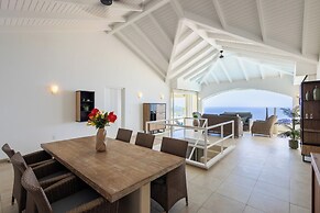 Coral Estate Holidays