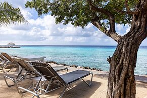 Coral Estate Holidays