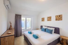 Coral Estate Holidays