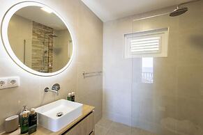 Coral Estate Holidays