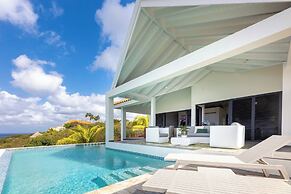 Coral Estate Holidays