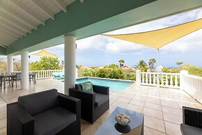 Coral Estate Holidays