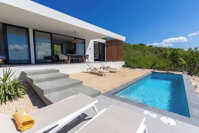 Coral Estate Holidays