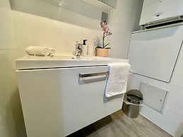 Oneluxstay Antwerp City Centre