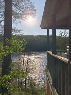 Kennebec Riverside Cabins