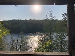Kennebec Riverside Cabins