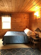 Kennebec Riverside Cabins