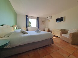 Hôtel les calanques