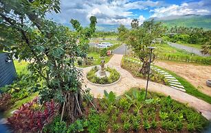 Kampot Tropical Village