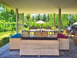 Kampot Tropical Village