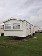 3 Bed, Sleeps 8 Caravan, California Cliffs Park