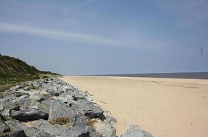 3 Bed, Sleeps 8 Caravan, California Cliffs Park