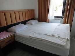 ismail yılmaz apart