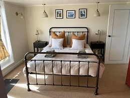 The Turret - The Best View in Folkestone