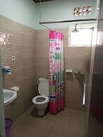 Charming 2-bed House in Kigali