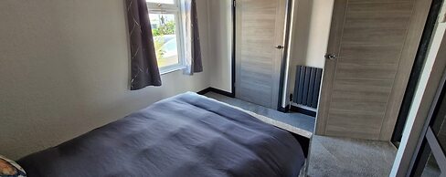 Waterside Lodge - Dog Friendly, Sutton on Sea