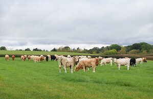 New Luxury 1-bed House nr Bicester Village