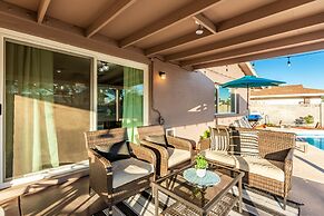 Manhatton Tempe 4 Bedroom Home by RedAwning