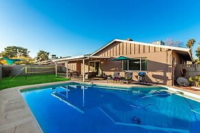 Manhatton Tempe 4 Bedroom Home by RedAwning