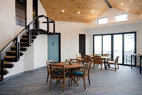Barnacle Resort