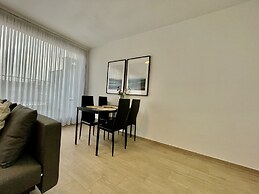 One Lux Stay near Diamond District