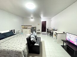 Impact Muangthong Condo C3 by Miles