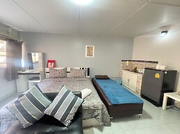 Impact Muangthong Condo C3 by Miles