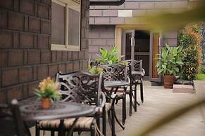 Stallion Place Hotel - Bed and Breakfast