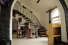 Stallion Place Hotel - Bed and Breakfast