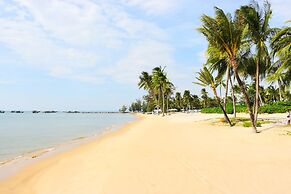 Anna Beach Phu Quoc