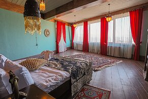 Knyazli Family Suites & Rooms