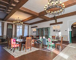 Knyazli Family Suites & Rooms