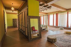 Knyazli Family Suites & Rooms