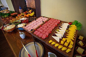 Knyazli Family Suites & Rooms